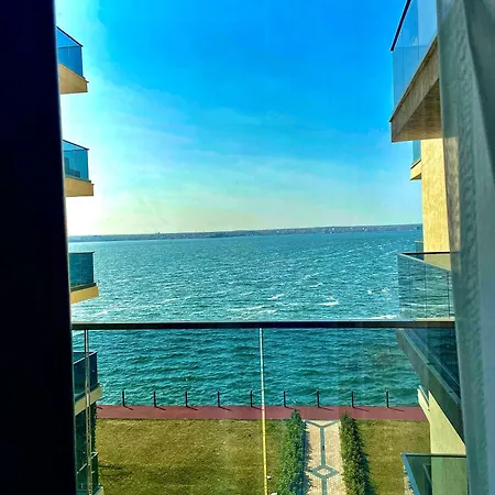 Solid Sea View Apartment